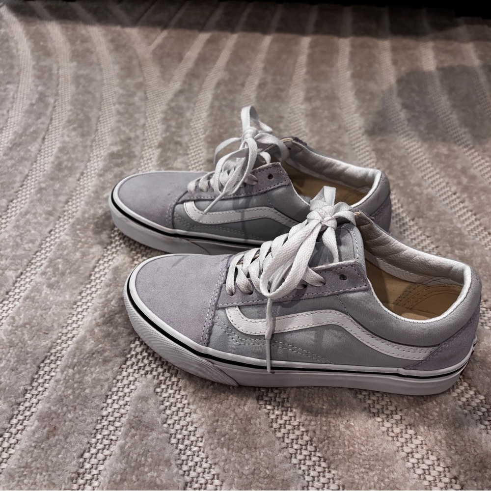 Girls lavender Vans